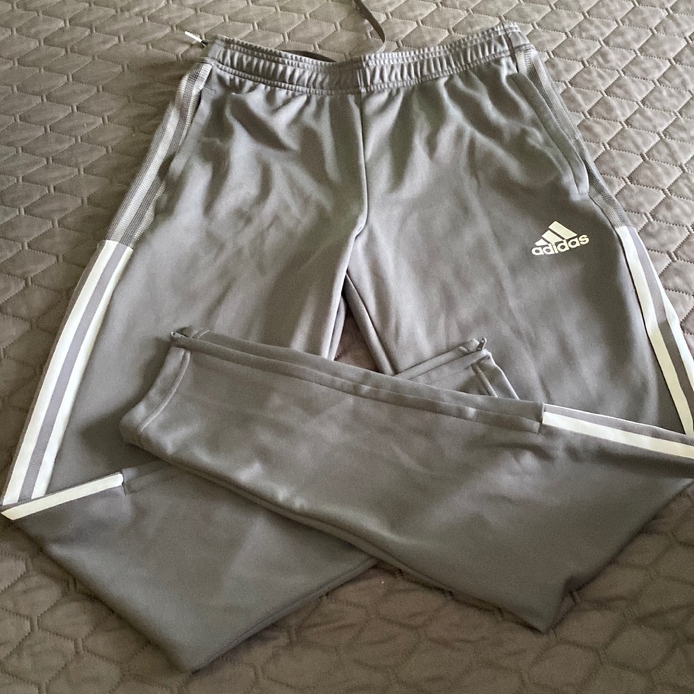Joggers. Medium. Like new.